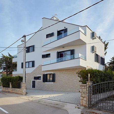 Apartments Nika Turanj Dış mekan fotoğraf