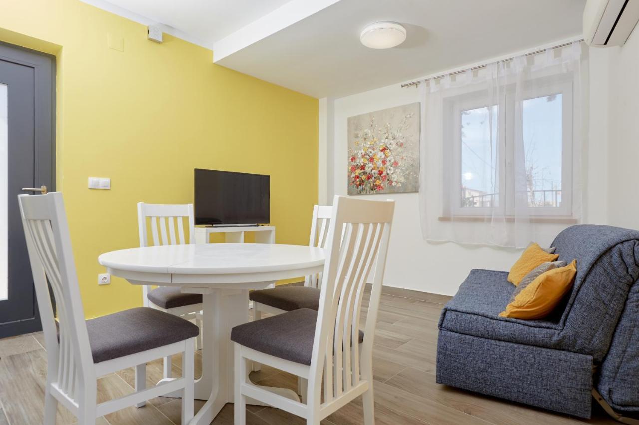 Apartments Nika Turanj Dış mekan fotoğraf