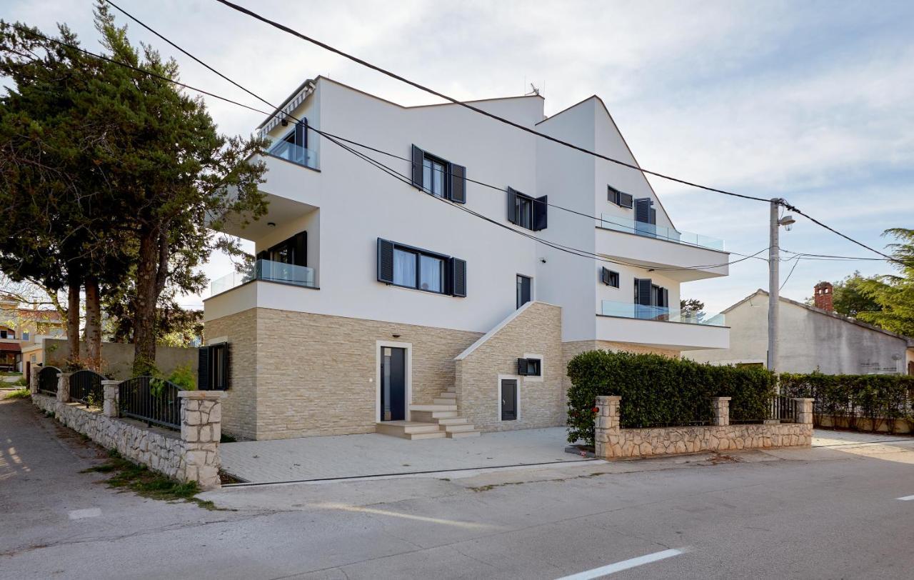 Apartments Nika Turanj Dış mekan fotoğraf
