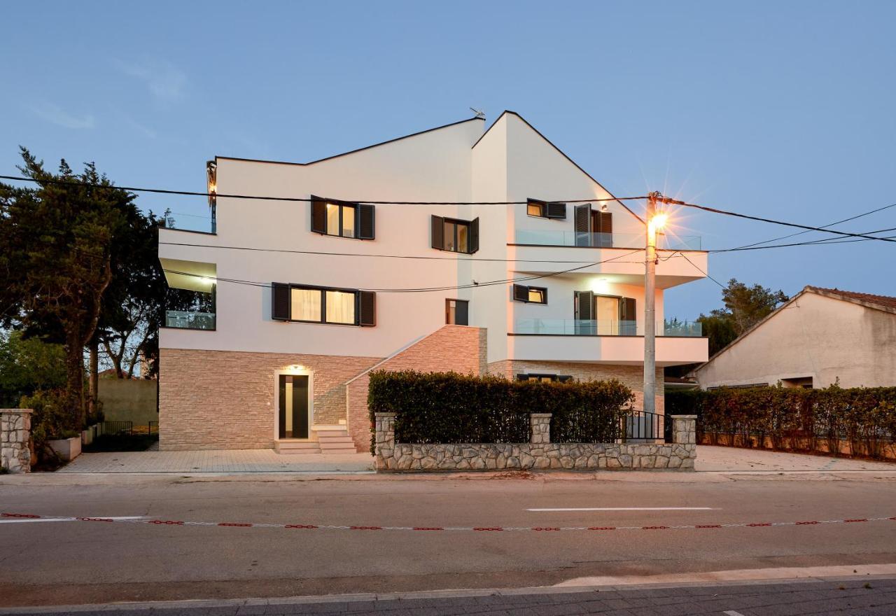 Apartments Nika Turanj Dış mekan fotoğraf
